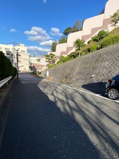 サンパーク嵐山 リモコンゲートなので防犯にもなります