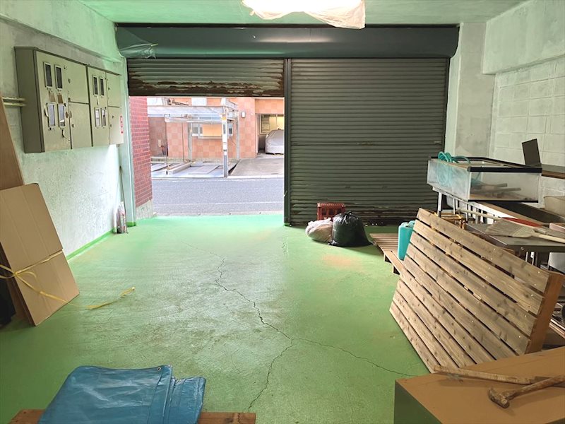 八幡東区西本町事務所 1階