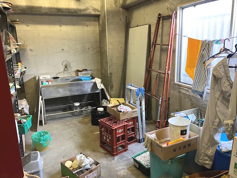 八幡東区西本町事務所 1階