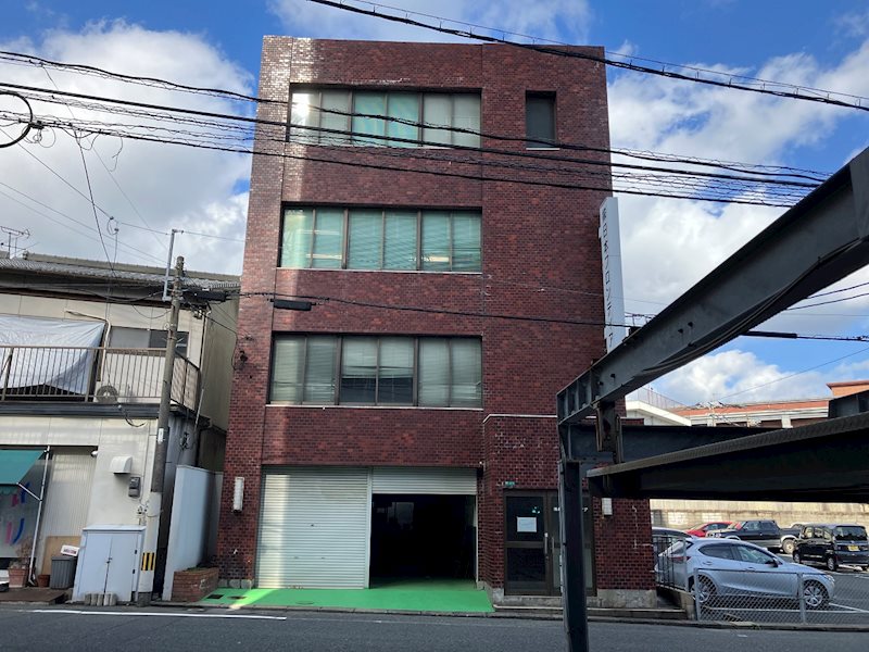 八幡東区西本町事務所 外観
