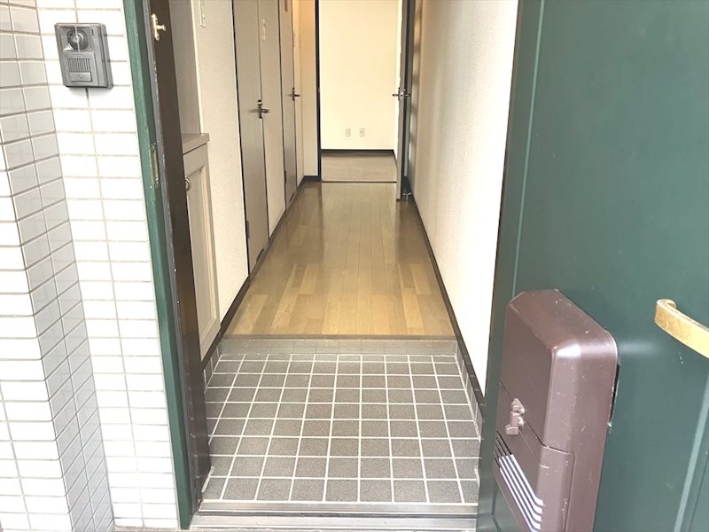 トーカンマンション東大谷 玄関