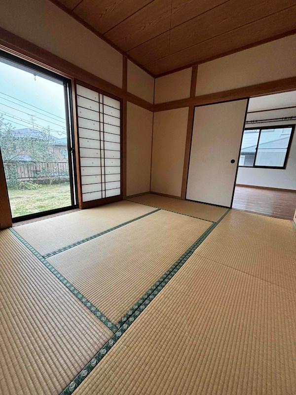 守恒一丁目戸建て 内観写真（リビング以外の居室）