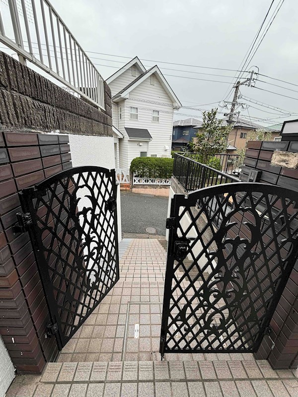 守恒一丁目戸建て 門扉