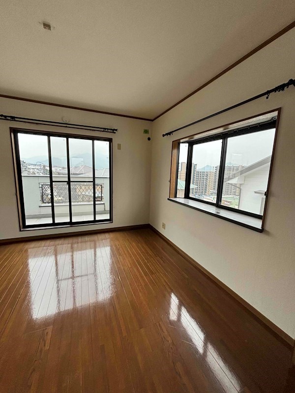 守恒一丁目戸建て 2階洋室　角部屋