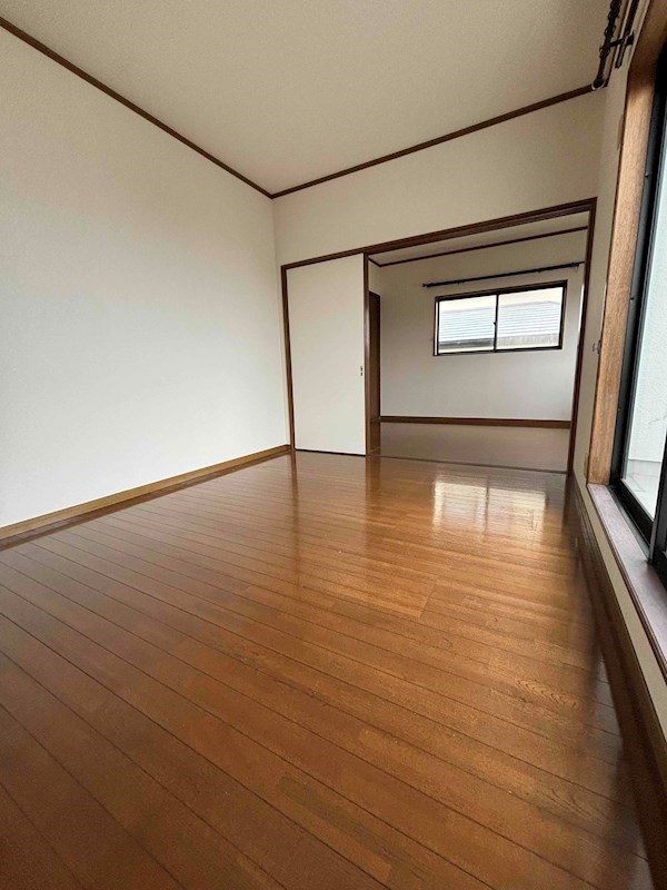 守恒一丁目戸建て 内観写真（リビング以外の居室）