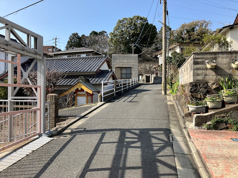 荒手二丁目一戸建 前面道路
