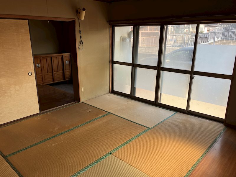 荒手二丁目一戸建 和室6帖＋板間2帖②