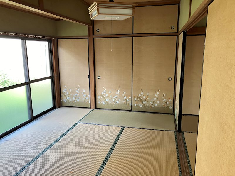 荒手二丁目一戸建 和室6帖