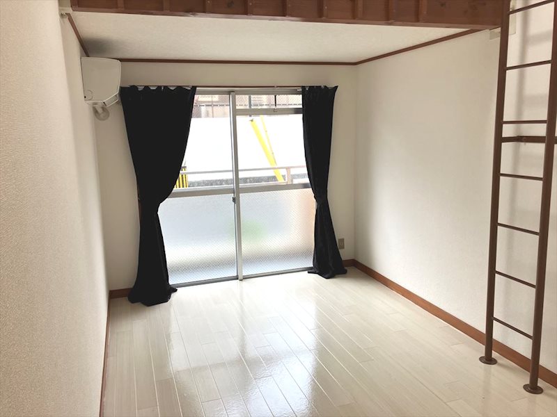 サニーベール日吉台 室内
