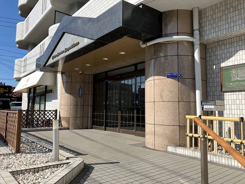 ライオンズマンション皇后崎公園 エントランス