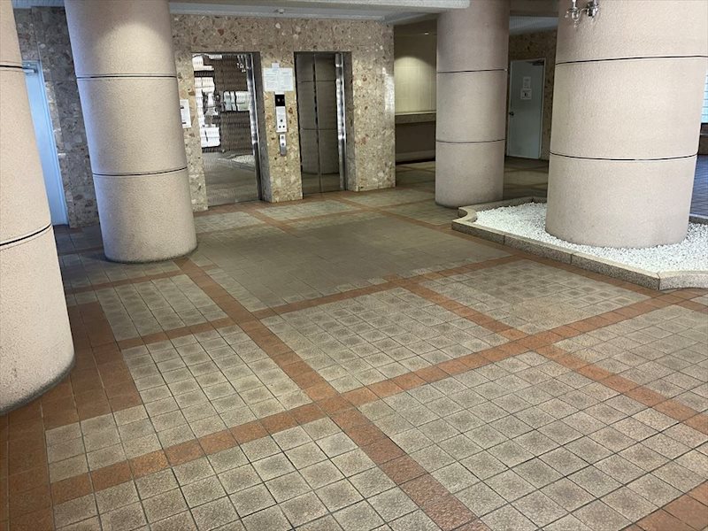ライオンズマンション皇后崎公園 エントランス