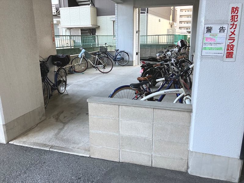 ライオンズマンション皇后崎公園 駐輪場