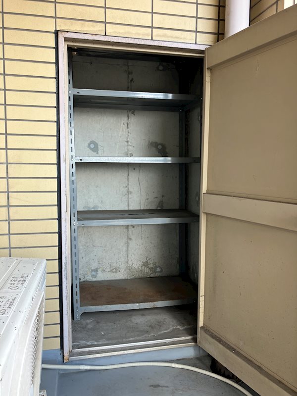 アンビエント小倉 トランクルーム（バルコニー）