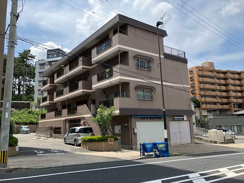 西日本サンハイツ 外観